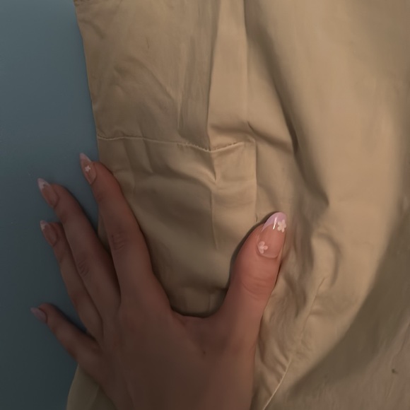 🏷️3 for $15 or 4 for $20🏷️Tan blouse. Like new - Picture 5 of 7